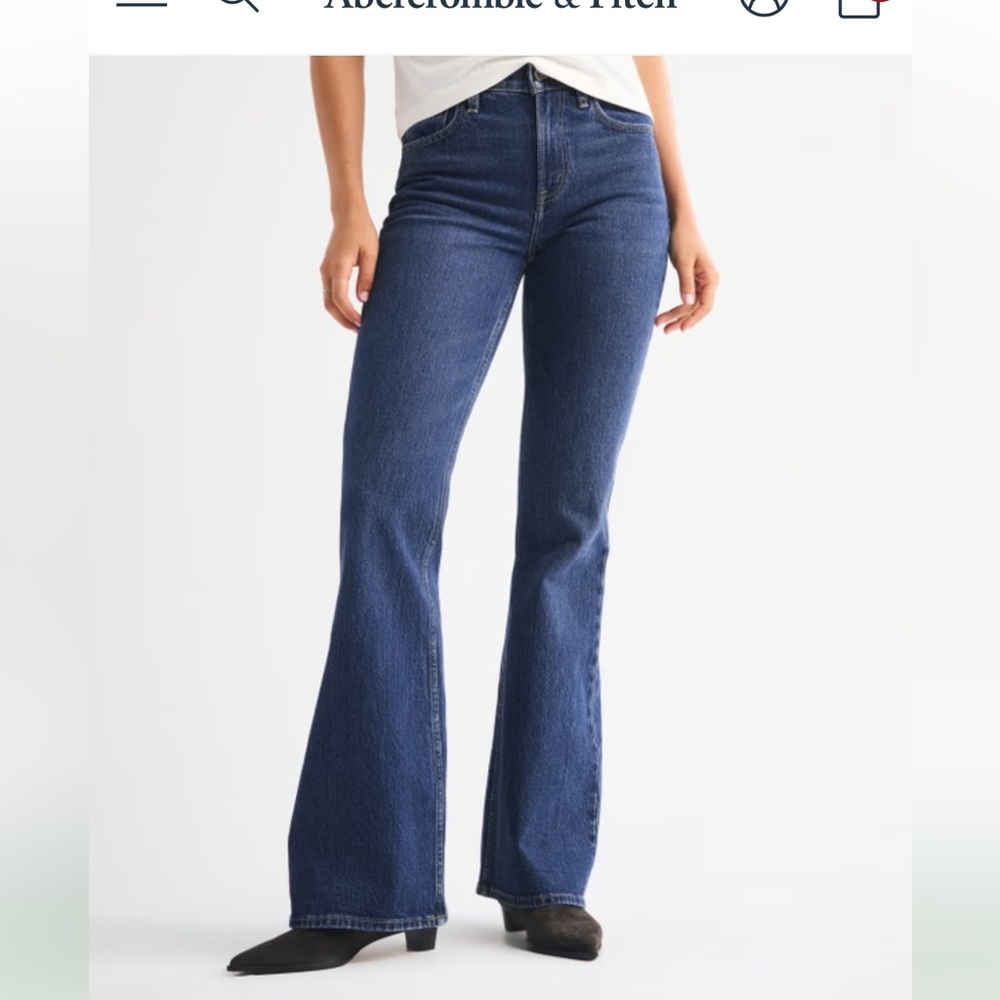 Abercrombie & Fitch High Rise Flare Jean in Dark -27S